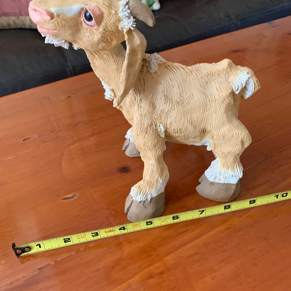 Cheeky Goat Figurine - Picture 8 of 12